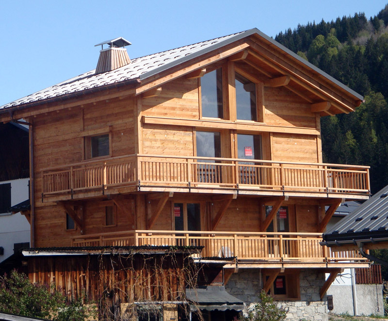 Stéphane Ponchaud constructeur de chalets Notre Dame de Bellecombe en Val d'arly