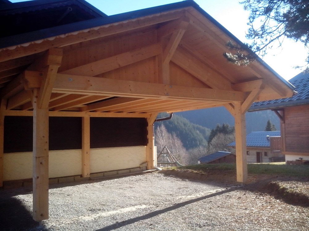 Stéphane Ponchaud charpente Notre Dame de Bellecombe en Val d'arly